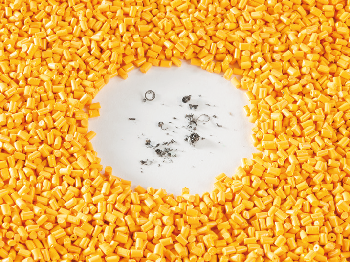 Detecção de metais em resinas e compostos plásticos